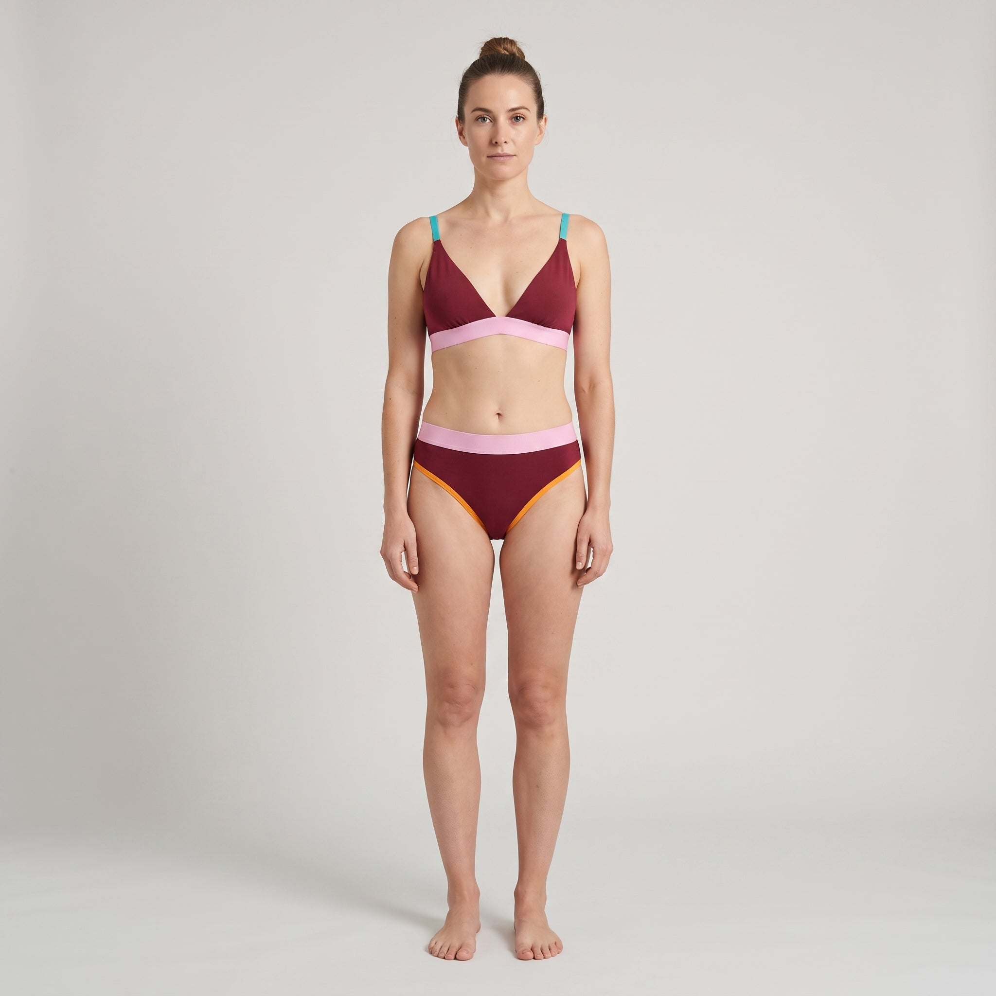 Elastic Thong | Multicolor, worn, front view
