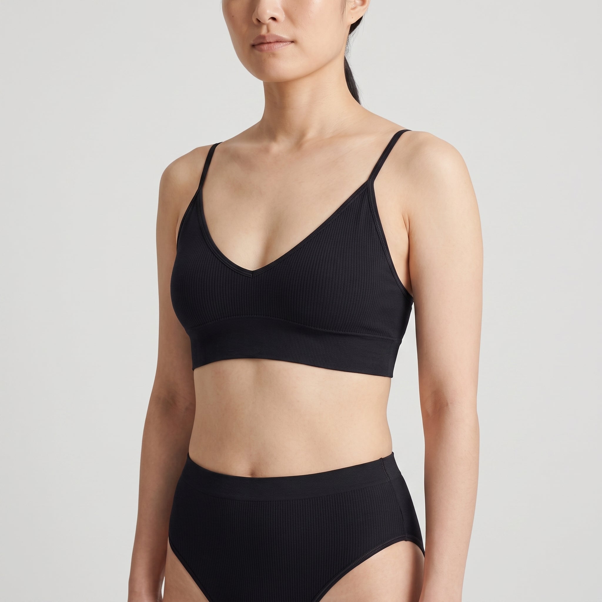 V-Neck Bra Top | 2-Pack, worn, close-up, second colourway